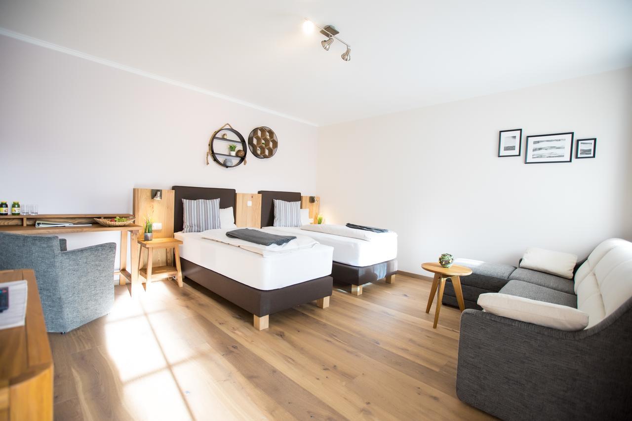 Hotel Moserwirt Bad Goisern Exteriör bild
